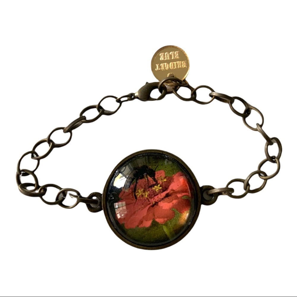 Bee bracelet